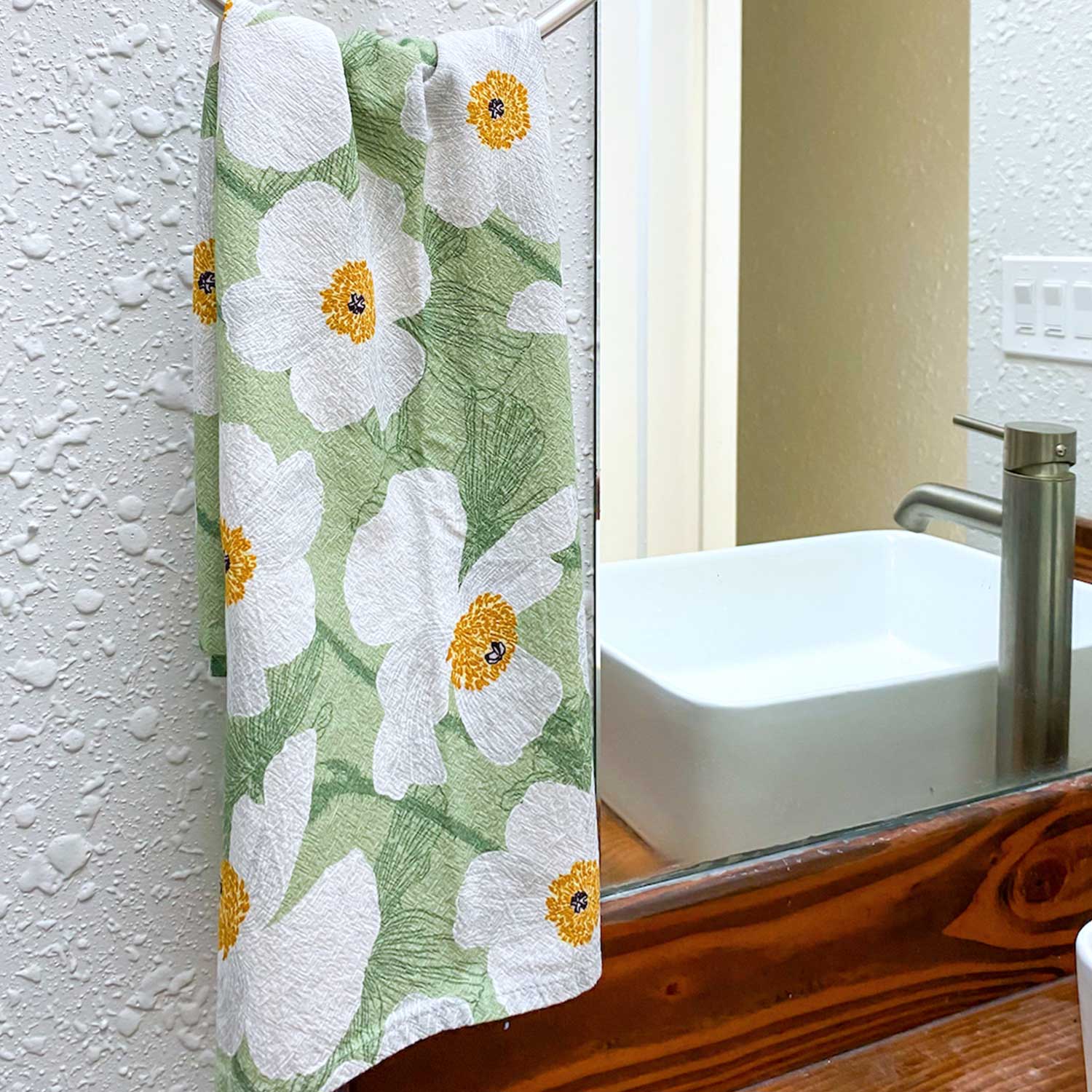 19" x 27" Cotton Flour Sack Tea Towel - Pua Kala