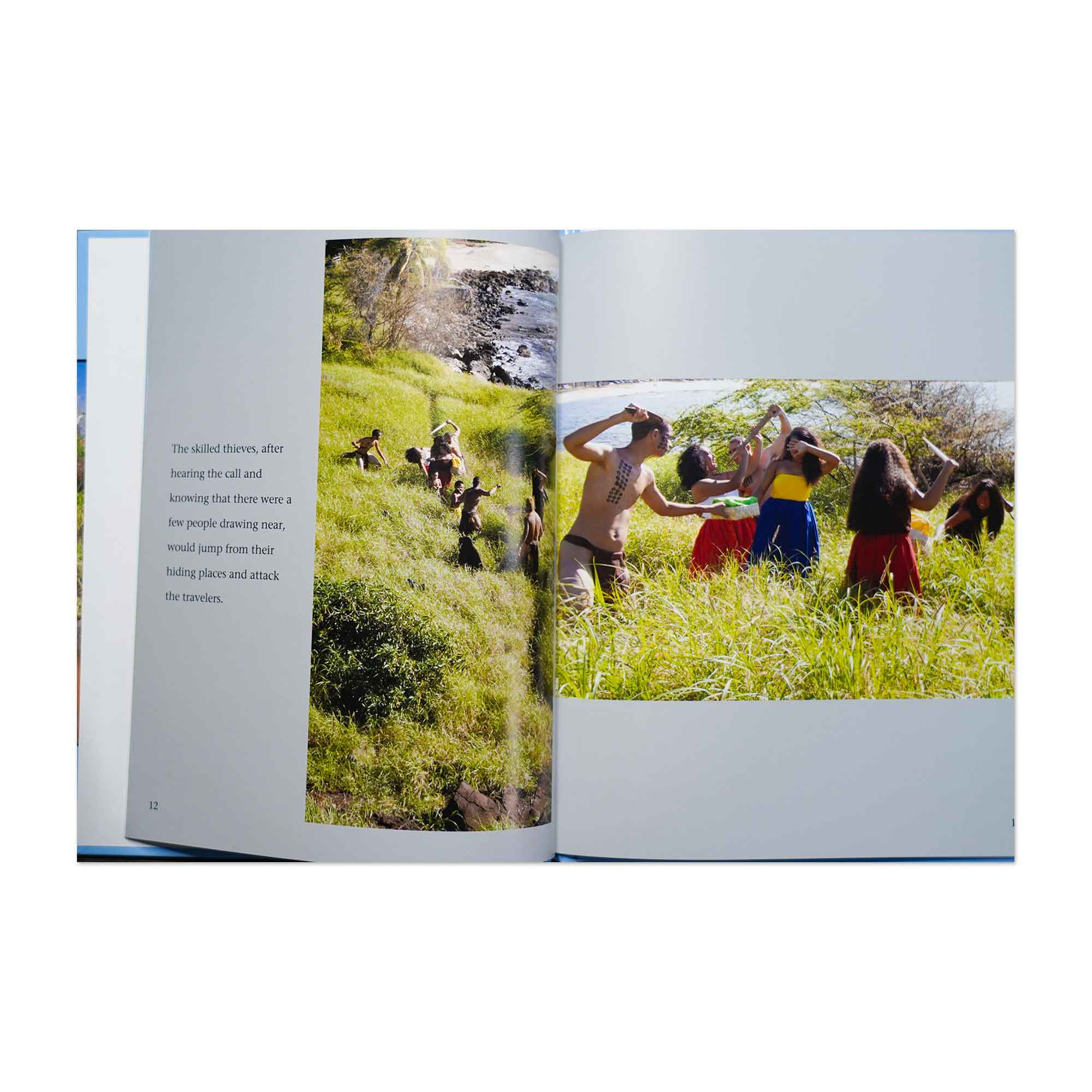 ʻŌlelo Hawaiʻi Hardcover Picture Book - The Robbers of Mākaha